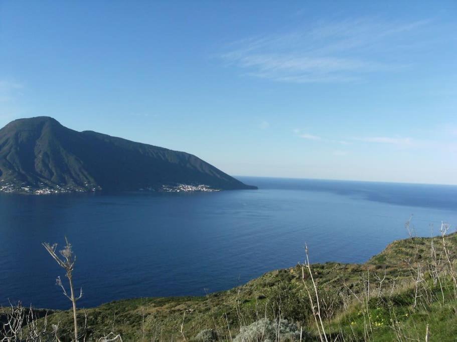 Casa Vacanze Vista Mare Mela B Lipari  Exterior foto