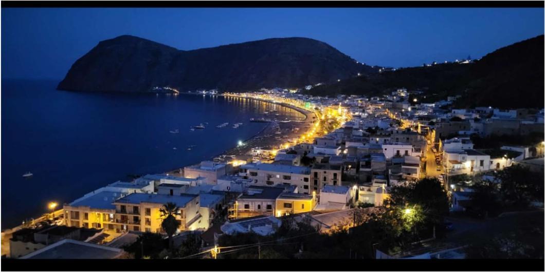 Casa Vacanze Vista Mare Mela B Lipari  Exterior foto